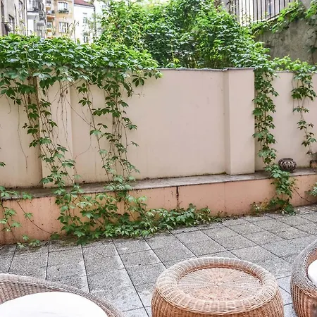 Appartement Quiet In The Center With Own Terrace *