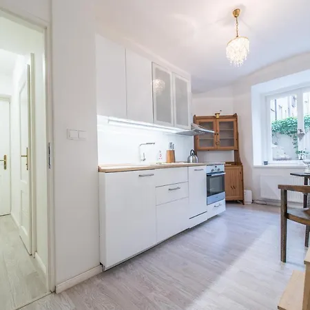 Appartement Quiet In The Center With Own Terrace *