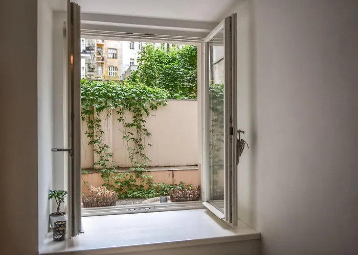 Lejlighed Quiet In The Center With Own Terrace