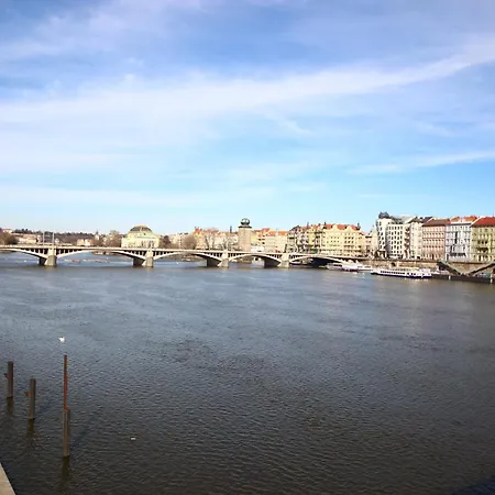 Quiet In The Center With Own Terrace Praga